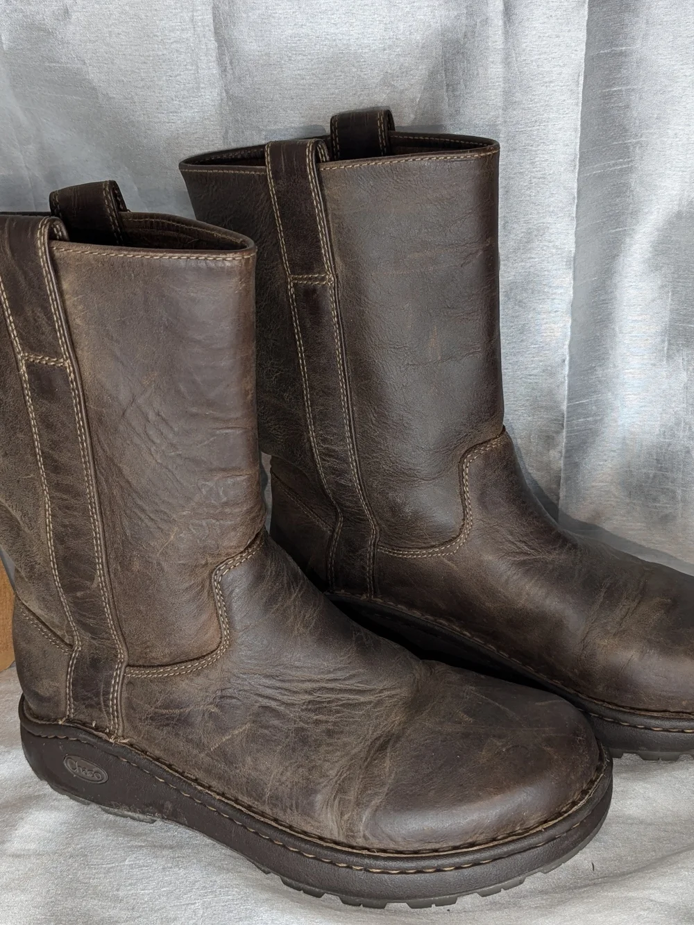 Chaco Men’s Brown Leather Pull-On Mid-Calf Work Boots Lug Sole Slip Resistant 9